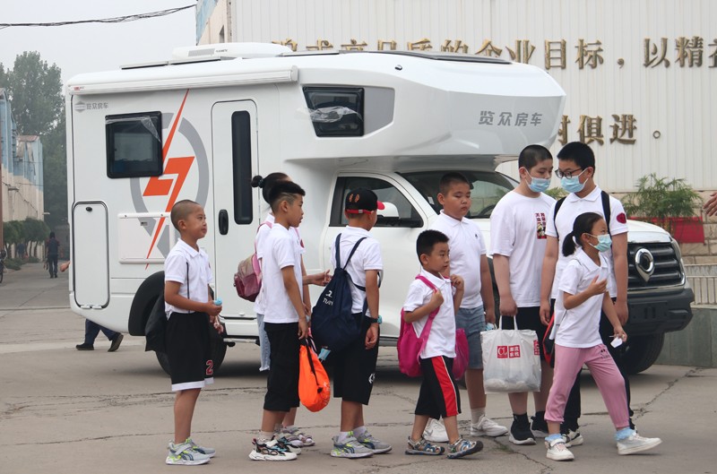 覽眾房車第八屆員工子女夏令營(yíng)