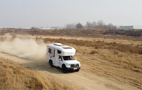 自由炮自動(dòng)檔、四驅(qū)房車(chē)，值得選擇